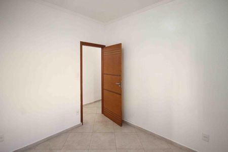Casa para alugar com 240m², 2 quartos e 6 vagasQuarto 02