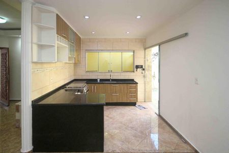 Cozinha de casa para alugar com 2 quartos, 240m² em Vila Divina Pastora, São Paulo