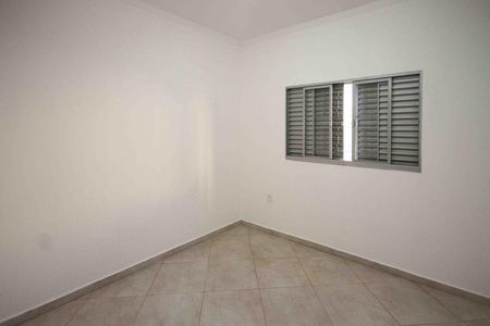 Quarto de casa para alugar com 2 quartos, 240m² em Vila Divina Pastora, São Paulo