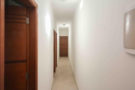 Casa para alugar com 240m², 2 quartos e 6 vagasCorredor