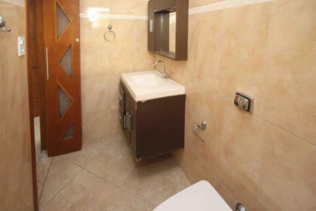 Banheiro da Suite de casa para alugar com 2 quartos, 240m² em Vila Divina Pastora, São Paulo