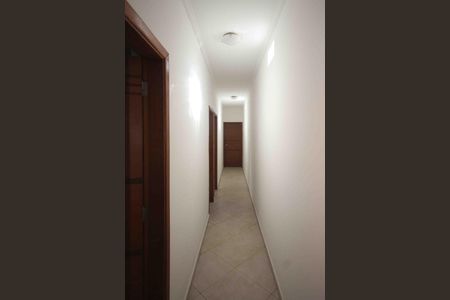Casa para alugar com 240m², 2 quartos e 6 vagasCorredor