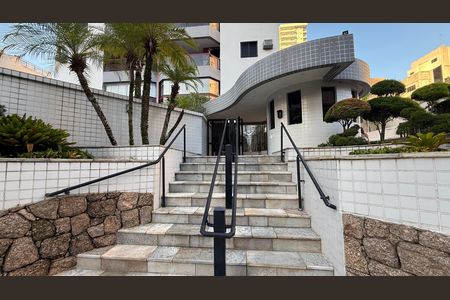 Apartamento para alugar com 75m², 2 quartos e 1 vaga Apartamento para alugar com 75m², 2 quartos e 1 vagaFachada