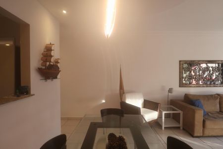 Apartamento para alugar com 75m², 2 quartos e 1 vaga Apartamento para alugar com 75m², 2 quartos e 1 vagaSala