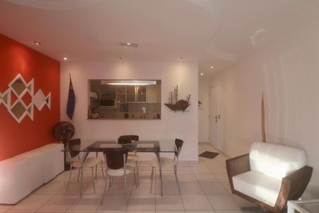 Apartamento para alugar com 75m², 2 quartos e 1 vaga Apartamento para alugar com 75m², 2 quartos e 1 vagaSala