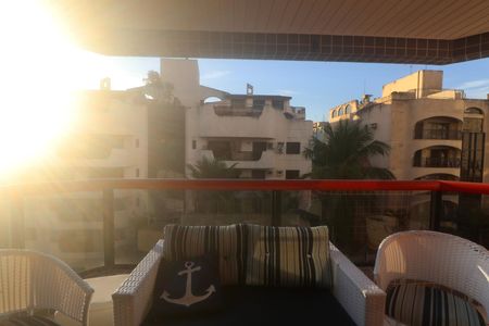 Apartamento para alugar com 75m², 2 quartos e 1 vaga Apartamento para alugar com 75m², 2 quartos e 1 vagaVaranda