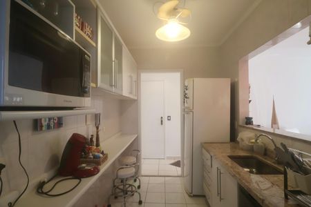 Apartamento para alugar com 75m², 2 quartos e 1 vaga Apartamento para alugar com 75m², 2 quartos e 1 vagaCozinha