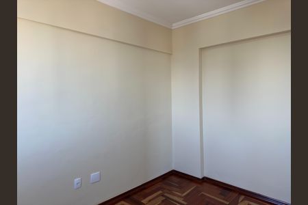 Apartamento para alugar com 72m², 3 quartos e 2 vagas Apartamento para alugar com 72m², 3 quartos e 2 vagasQuarto 2