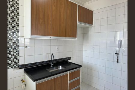 Apartamento para alugar com 72m², 3 quartos e 2 vagas Apartamento para alugar com 72m², 3 quartos e 2 vagasCozinha