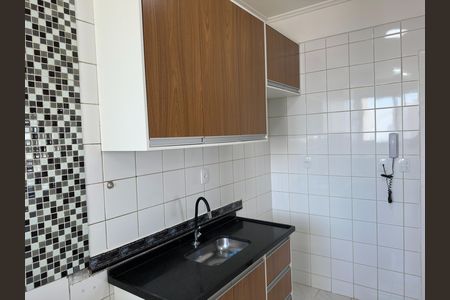 Apartamento para alugar com 72m², 3 quartos e 2 vagas Apartamento para alugar com 72m², 3 quartos e 2 vagasCozinha - Armários