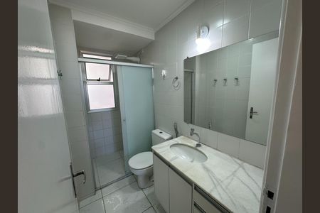 Apartamento para alugar com 72m², 3 quartos e 2 vagas Apartamento para alugar com 72m², 3 quartos e 2 vagasBanheiro Corredor