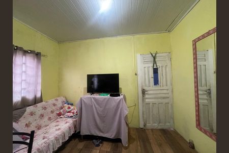 Casa à venda com 185m², 3 quartos e 4 vagas Casa à venda com 185m², 3 quartos e 4 vagasSala