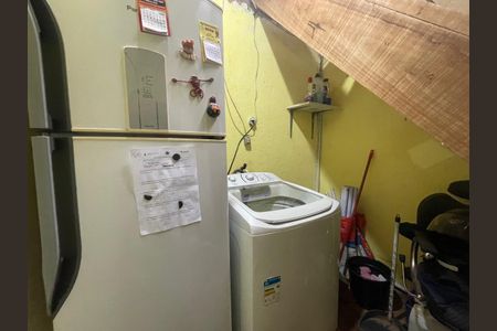 Casa à venda com 185m², 3 quartos e 4 vagas Casa à venda com 185m², 3 quartos e 4 vagasÁrea de serviço