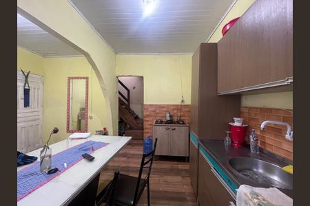 Casa à venda com 185m², 3 quartos e 4 vagas Casa à venda com 185m², 3 quartos e 4 vagasCozinha
