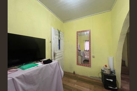 Casa à venda com 185m², 3 quartos e 4 vagas Casa à venda com 185m², 3 quartos e 4 vagasSala