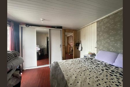 Casa à venda com 185m², 3 quartos e 4 vagas Casa à venda com 185m², 3 quartos e 4 vagasQuarto