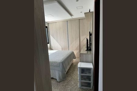 Apartamento à venda com 242m², 4 quartos e 2 vagas
