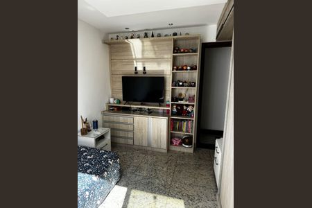 Apartamento à venda com 242m², 4 quartos e 2 vagas
