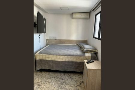 Apartamento à venda com 242m², 4 quartos e 2 vagas