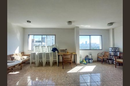 Apartamento à venda com 45m², 1 quarto e 1 vaga Apartamento à venda com 45m², 1 quarto e 1 vagaÁrea comum - Salão de festas