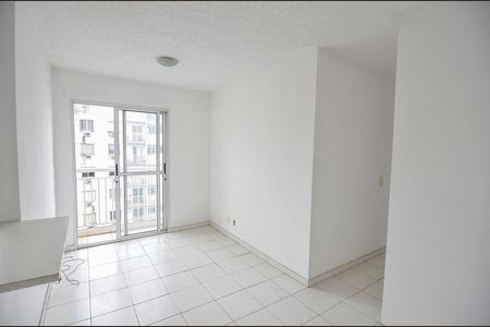 Sala de apartamento à venda com 2 quartos, 46m² em Imperial de São Cristóvão, Rio de Janeiro