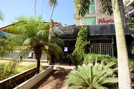 Placa instalada com o Código BMLM-220 no dia 10/07/2026 de apartamento à venda com 3 quartos, 490m² em Jardim Riacho das Pedras, Contagem