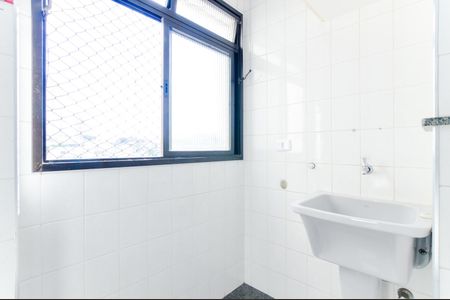 Apartamento para alugar com 67m², 3 quartos e 1 vagaÁrea de Serviço