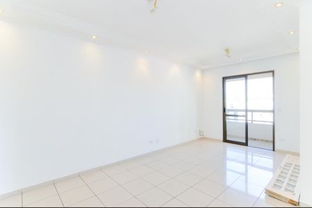 Apartamento para alugar com 67m², 3 quartos e 1 vagaSala