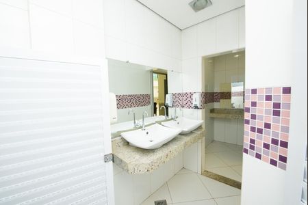 Apartamento para alugar com 650m², 1 quarto e sem vaga Apartamento para alugar com 650m², 1 quarto e sem vagaBanheiro 2