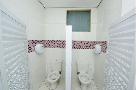 Apartamento para alugar com 650m², 1 quarto e sem vaga Apartamento para alugar com 650m², 1 quarto e sem vagaBanheiro 2