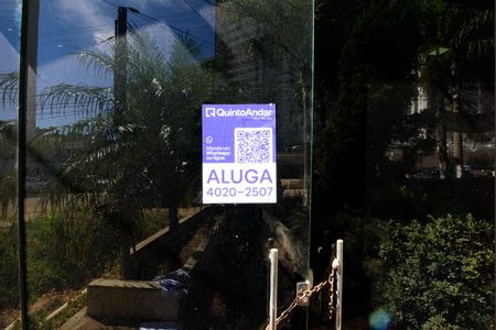 Placa instalada com o código BMLM-222 no dia 10/07/2026 de apartamento para alugar com 1 quarto, 650m² em Jardim Riacho das Pedras, Contagem