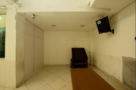 Apartamento para alugar com 650m², 1 quarto e sem vaga Apartamento para alugar com 650m², 1 quarto e sem vagaSala 1