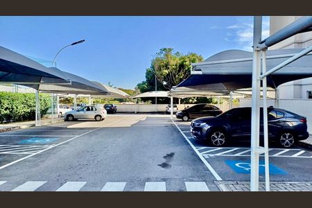 Apartamento à venda com 52m², 1 quarto e 1 vaga
