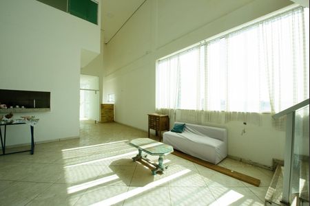 Apartamento à venda com 580m², 1 quarto e sem vaga Apartamento à venda com 580m², 1 quarto e sem vagaSala 2