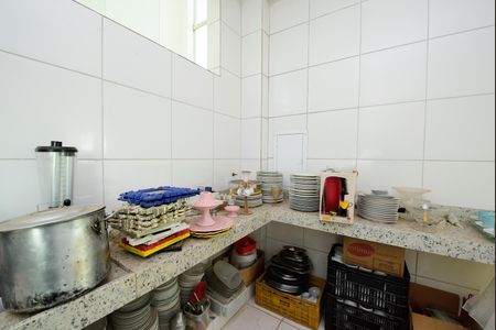Cozinha de apartamento à venda com 1 quarto, 580m² em Jardim Riacho das Pedras, Contagem