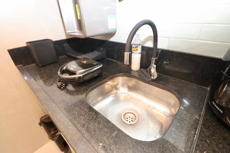 Cozinha de apartamento para alugar com 1 quarto, 30m² em Imbuí, Salvador