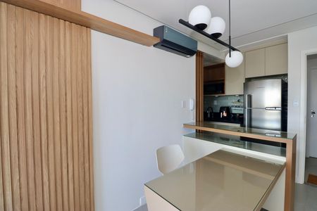 Sala de apartamento para alugar com 1 quarto, 30m² em Imbuí, Salvador