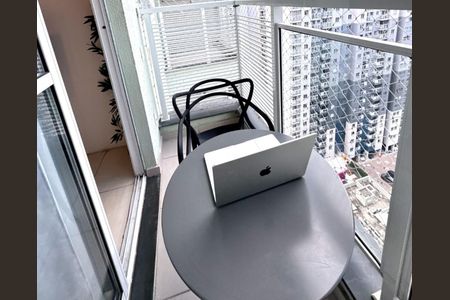 Varanda de apartamento à venda com 2 quartos, 48m² em Santo Cristo, Rio de Janeiro