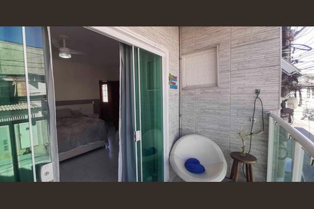 Sacada da Suíte 1 de casa à venda com 4 quartos, 74m² em Padroeira, Osasco