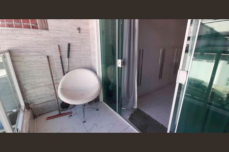 Casa à venda com 4 quartos, 74m² em Padroeira, Osasco