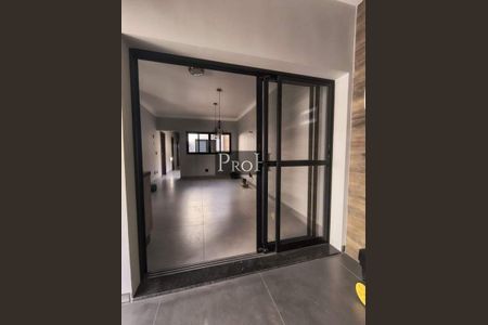 Casa à venda com 3 quartos, 210m² em Vila Curuçá, Santo André