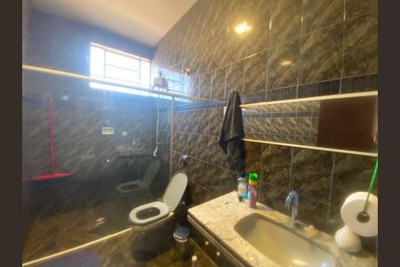 Casa à venda com 4 quartos, 250m² em Centro, Betim