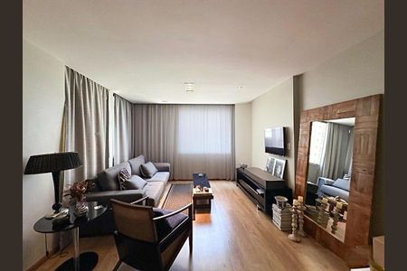Apartamento à venda com 146m², 3 quartos e 3 vagas