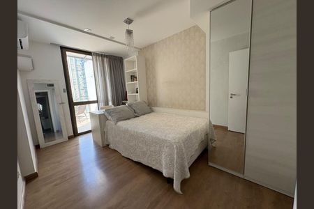 Apartamento à venda com 146m², 3 quartos e 3 vagas