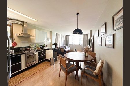 Apartamento à venda com 146m², 3 quartos e 3 vagas