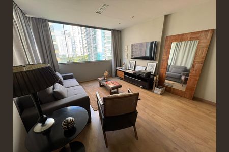 Apartamento à venda com 146m², 3 quartos e 3 vagas