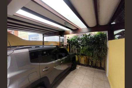 Casa à venda com 3 quartos, 170m² em Vila Marari, São Paulo