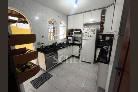Casa à venda com 170m², 3 quartos e 2 vagas