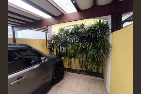 Casa à venda com 3 quartos, 170m² em Vila Marari, São Paulo