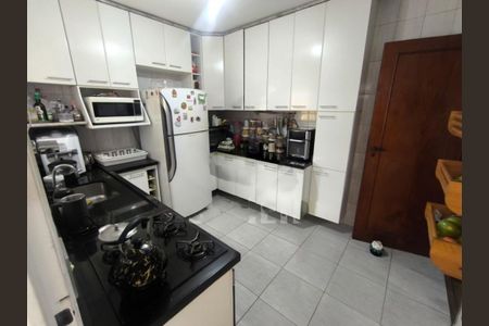 Casa à venda com 170m², 3 quartos e 2 vagas
